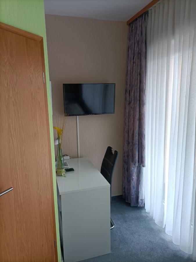 Hotel-Restaurant Babylon Dierdorf Екстер'єр фото